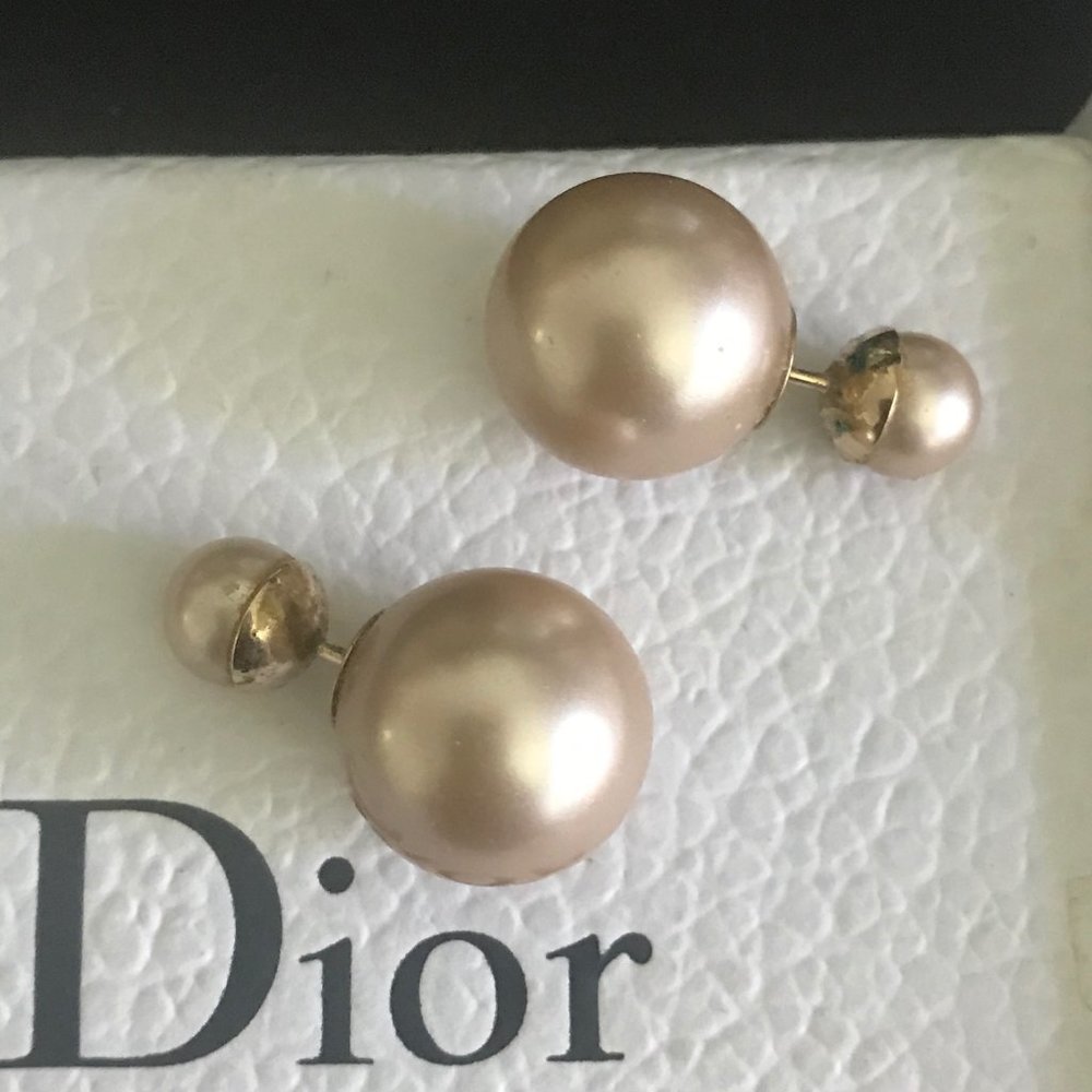 Dior pearl earrings